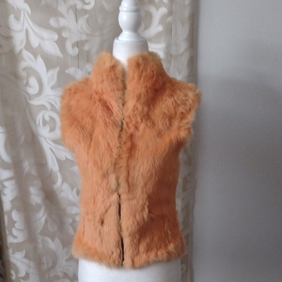 Sisters Jackets & Blazers - Rabbit Fur Vest in Orange XS